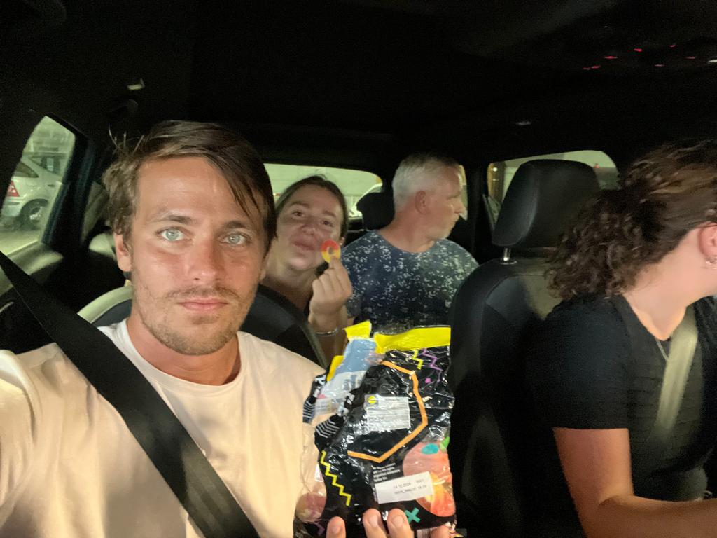 00001064-PHOTO-2023-08-25-12-34-38