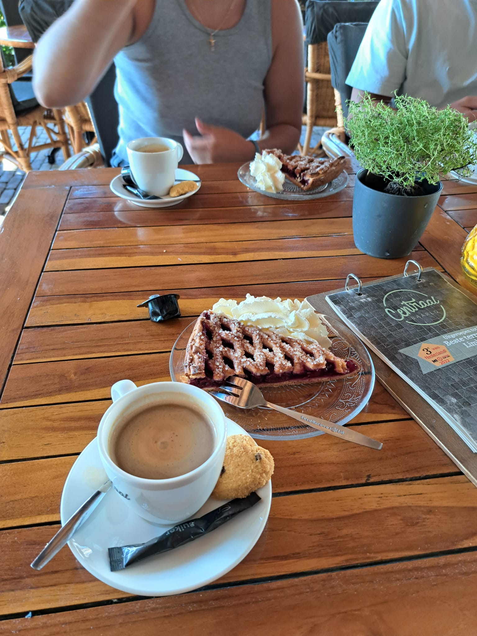 00001087-PHOTO-2023-08-26-08-29-32